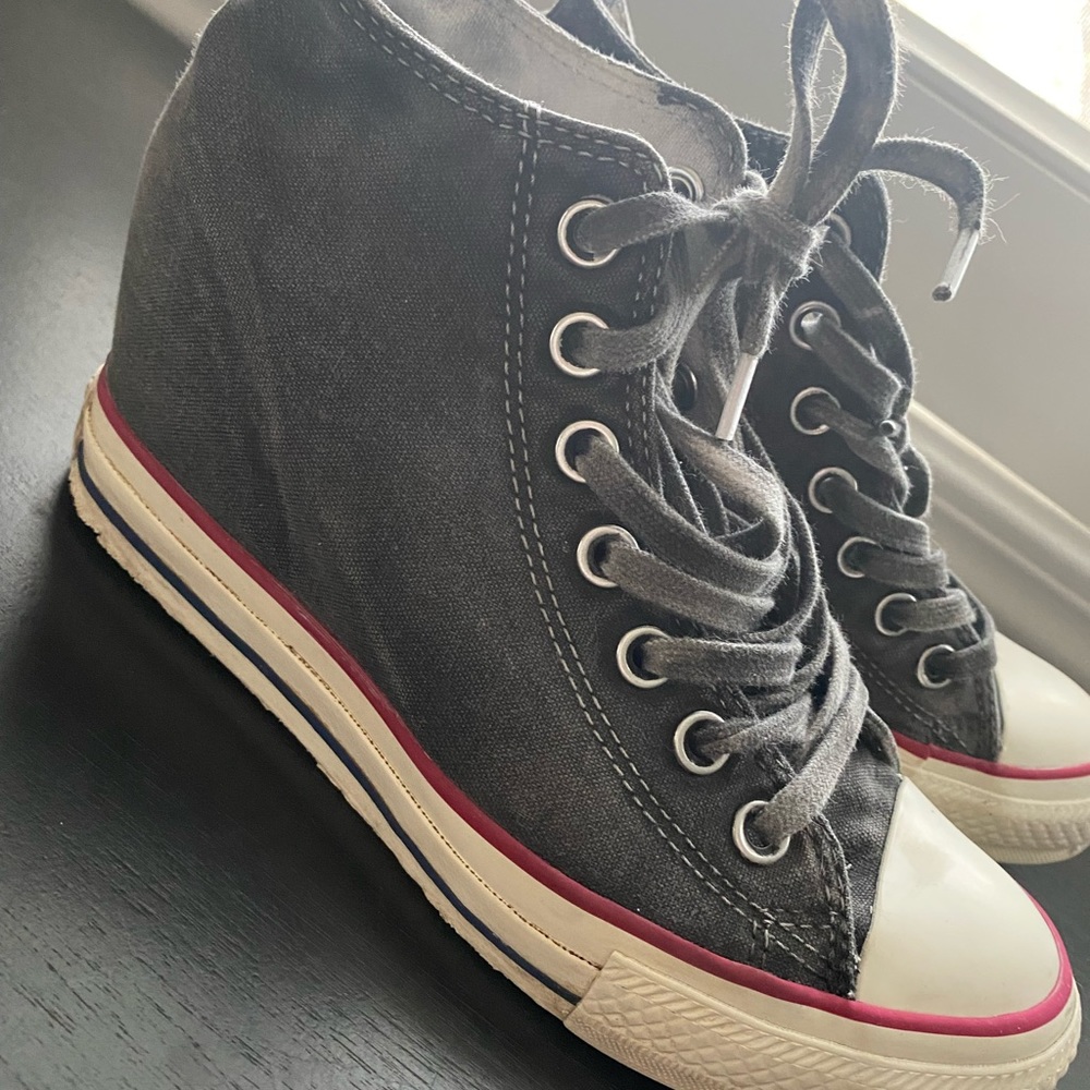 Wedge Converse